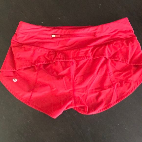 Lululemon Speed Up Shorts - Picture 2 of 3